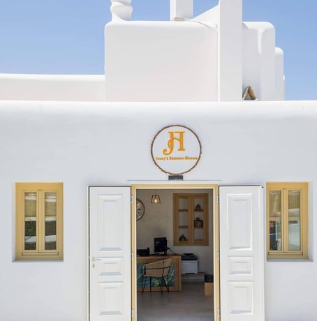 Imagen de los interiores del Apartamentos Jenny's Summer Houses. Foto 6