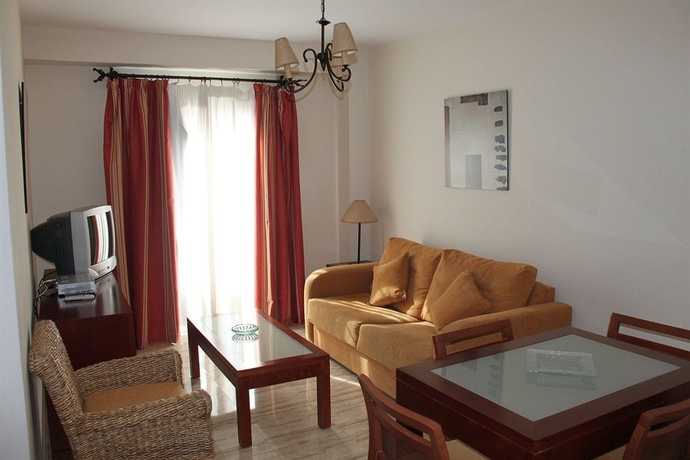 Imagen de los interiores del Apartamentos Jimmy. Foto 11