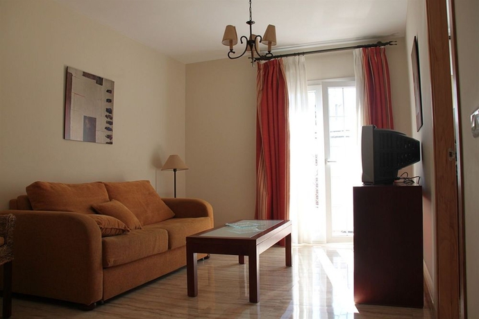 Imagen de los interiores del Apartamentos Jimmy. Foto 12