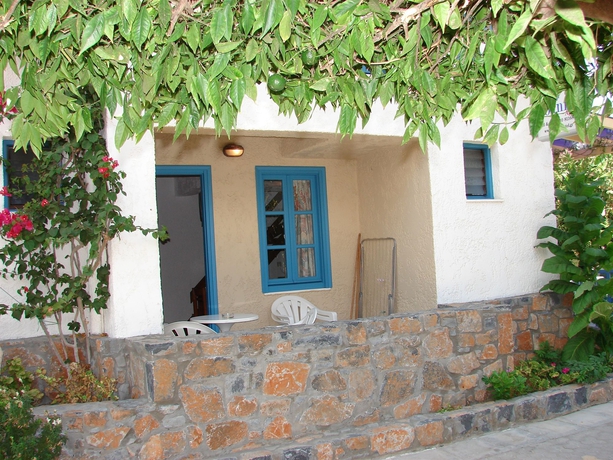 Imagen de los exteriores del Apartamentos Joanna Hotel, Agia Pelagia. Foto 14