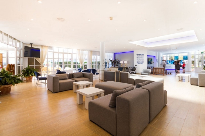 Imagen general del Apartamentos Jutlandia, Santa Ponsa. Foto 14