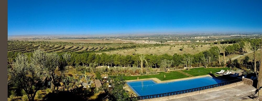 Imagen de la piscina del Apartamentos Kasbah & spa Agounsane. Foto 7