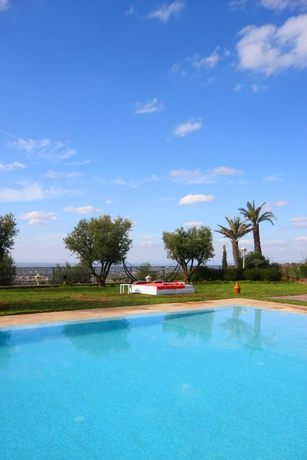 Imagen de la piscina del Apartamentos Kasbah & spa Agounsane. Foto 9