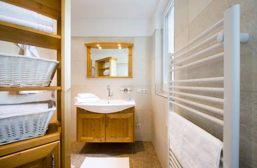 Imagen de la habitación del Apartamentos Kasperhof Apartments Innsbruck Top 6 - 7. Foto 29