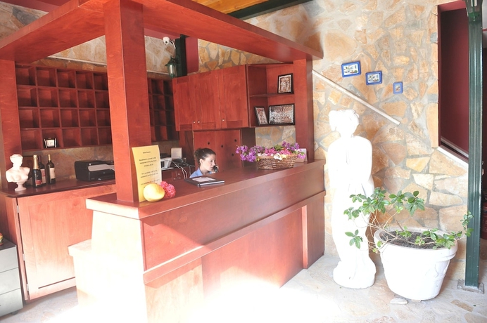 Imagen de los interiores del Apartamentos Kerkyra Beach Apartments. Foto 15