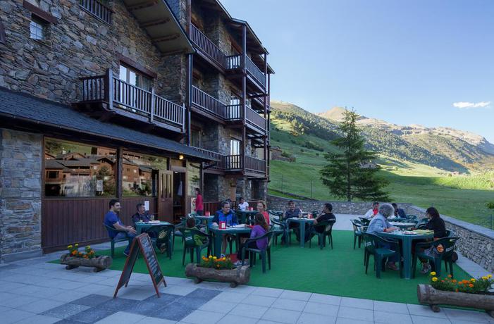 Imagen general del Apartamentos Kione Deusol. Foto 18