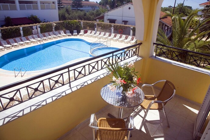 Imagen de la habitación del Apartamentos Konstantina. Foto 27