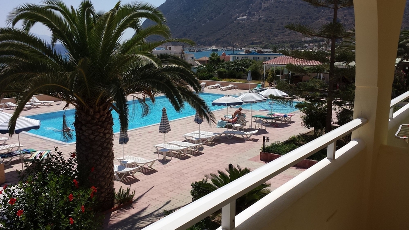 Imagen de la piscina del Apartamentos Kontessa Apartments. Foto 5