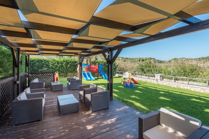 Imagen de los exteriores del Apartamentos Kookis Village. Foto 7