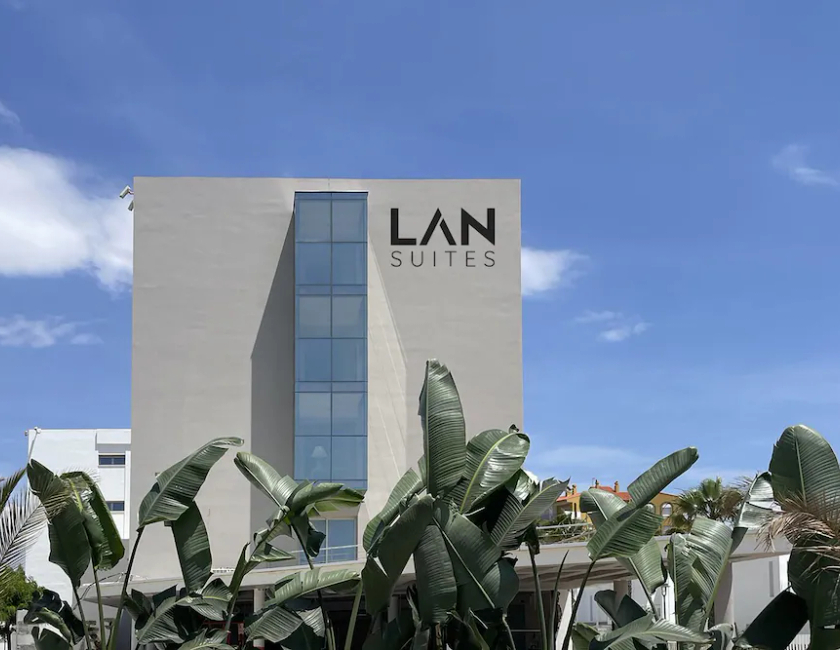 Imagen de los exteriores del Apartamentos LAN Suites. Foto 19