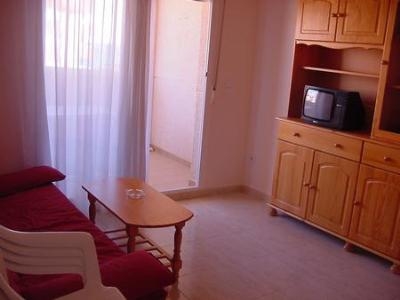 Imagen de la habitación del Apartamentos LAS PALMERAS, La Manga del Mar Menor. Foto 4