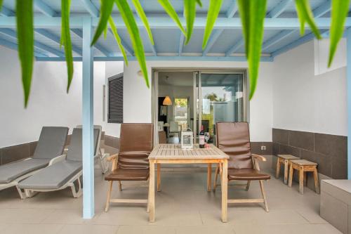 Imagen de la habitación del Apartamentos LIVVO Mar Azul - Adults Only. Foto 19