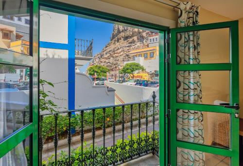 Imagen de la habitación del Apartamentos LIVVO Puerto de Mogán, Playa de Mogan. Foto 3