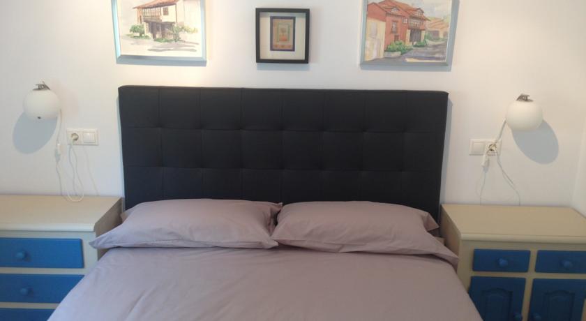 Imagen general del Apartamentos La Balandra de Muros. Foto 4