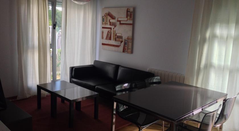 Imagen general del Apartamentos La Balandra de Muros. Foto 8