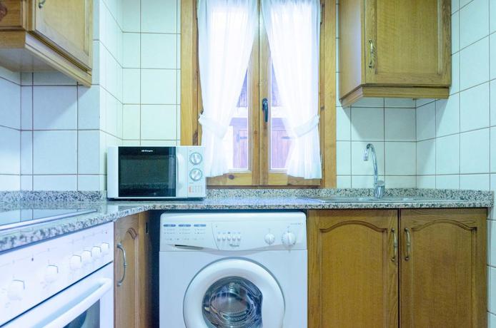 Imagen de la habitación del Apartamentos La Bonaigua. Foto 4