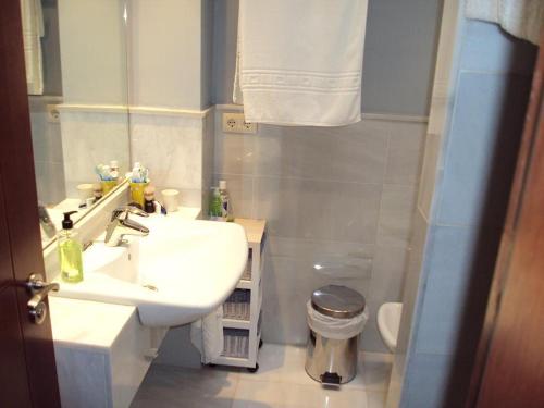 Imagen de la habitación del Apartamentos La Buganvilla. Foto 5