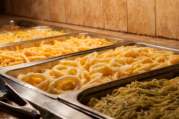 Imagen del bar/restaurante del Apartamentos La Caleta. Foto 2