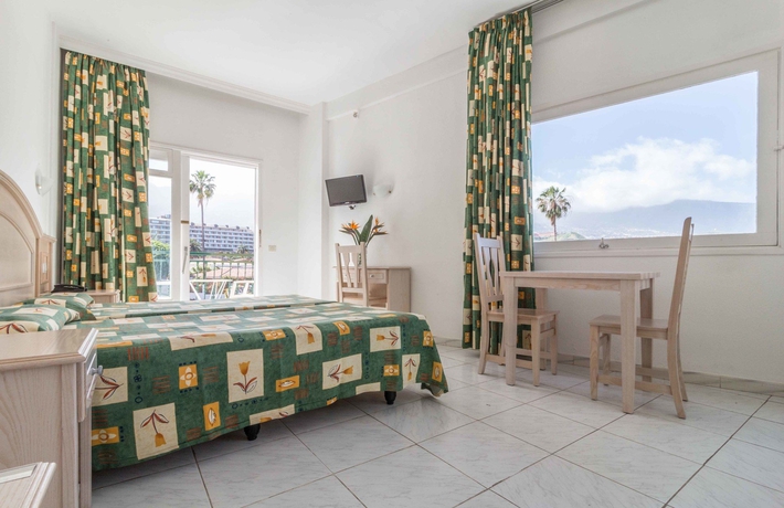 Imagen de la habitación del Apartamentos La Carabela. Foto 12