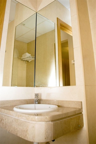 Imagen de la habitación del Apartamentos La Castilleja. Foto 3