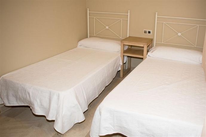 Imagen de la habitación del Apartamentos La Castilleja. Foto 4