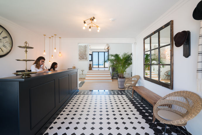 Imagen general del Apartamentos La Concha Boutique Apartments. Foto 2