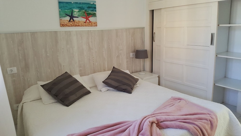 Imagen de la habitación del Apartamentos La Concha del Mar. Foto 6