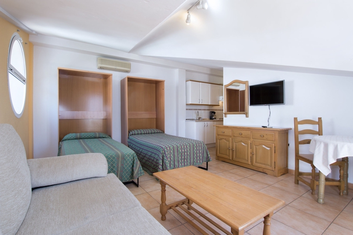 Imagen de los interiores del Apartamentos La Fonda, Benalmádena Pueblo. Foto 15