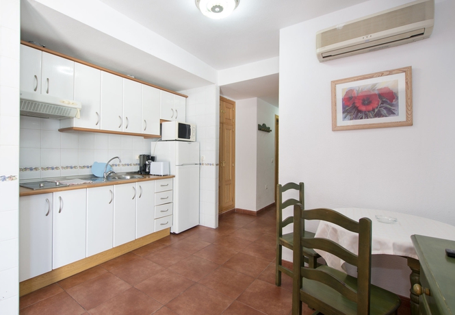 Imagen de la habitación del Apartamentos La Fonda, Benalmádena Pueblo. Foto 11