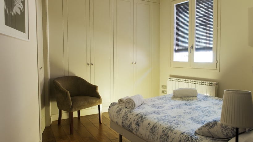 Imagen de la habitación del Apartamentos La Fonda, Cardona. Foto 5