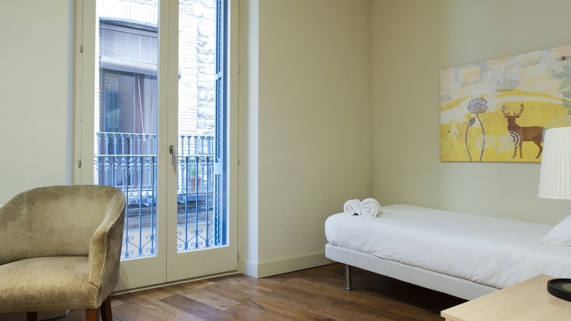 Imagen de la habitación del Apartamentos La Fonda, Cardona. Foto 8