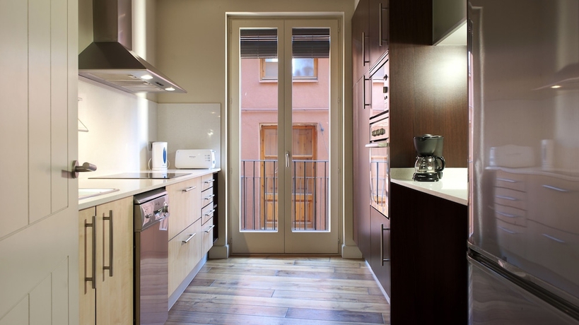 Imagen de la habitación del Apartamentos La Fonda, Cardona. Foto 12