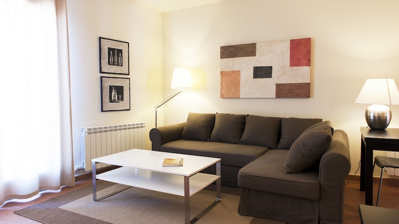 Imagen de la habitación del Apartamentos La Fonda, Cardona. Foto 17