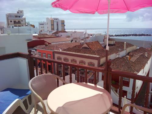 Imagen de la habitación del Apartamentos La Fuente, Santa Cruz de la Palma. Foto 10