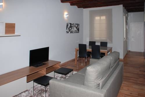 Imagen general del Apartamentos La Hispaniola Barcelona. Foto 5