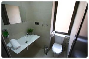 Imagen de la habitación del Apartamentos La Latina. Foto 5
