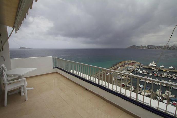 Imagen de los exteriores del Apartamentos La Mar, Benidorm Centro. Foto 11