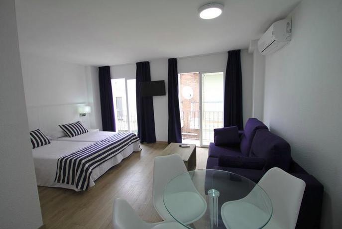 Imagen de la habitación del Apartamentos La Mar, Benidorm Centro. Foto 9