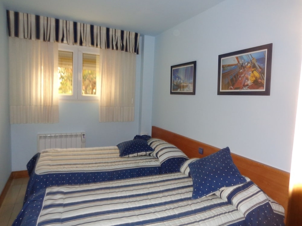 Imagen de la habitación del Apartamentos La Marina, Laredo. Foto 11