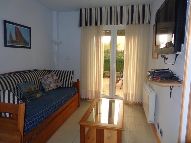 Imagen de la habitación del Apartamentos La Marina, Laredo. Foto 13