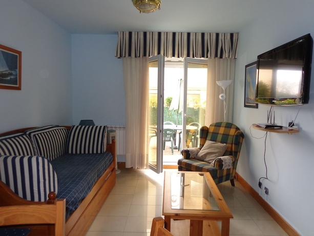 Imagen de la habitación del Apartamentos La Marina, Laredo. Foto 15