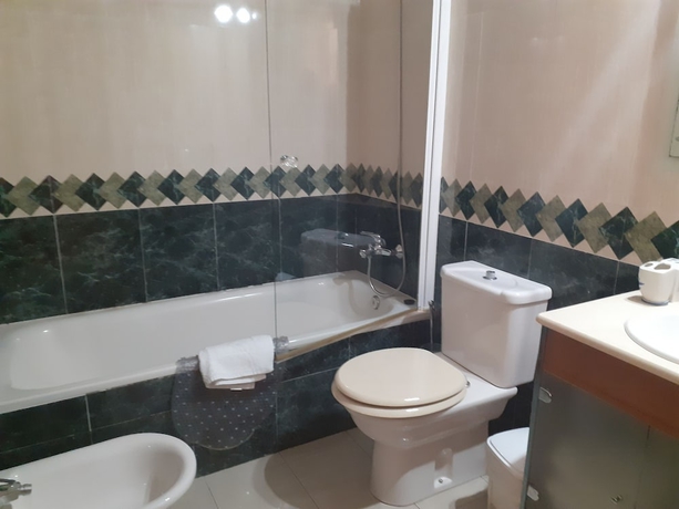 Imagen de la habitación del Apartamentos La Marina, Laredo. Foto 17