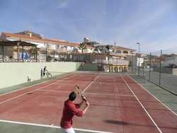 Imagen de los exteriores del Apartamentos La Mojonera. Foto 4