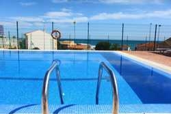 Imagen de la piscina del Apartamentos La Mojonera, Isla Plana. Foto 9