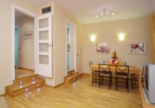 Imagen de la habitación del Apartamentos La Muralla, Barrio G&oacute;tico. Foto 3