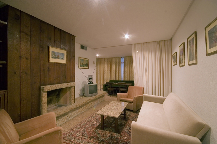 Imagen de los interiores del Apartamentos La Nogalera. Foto 6