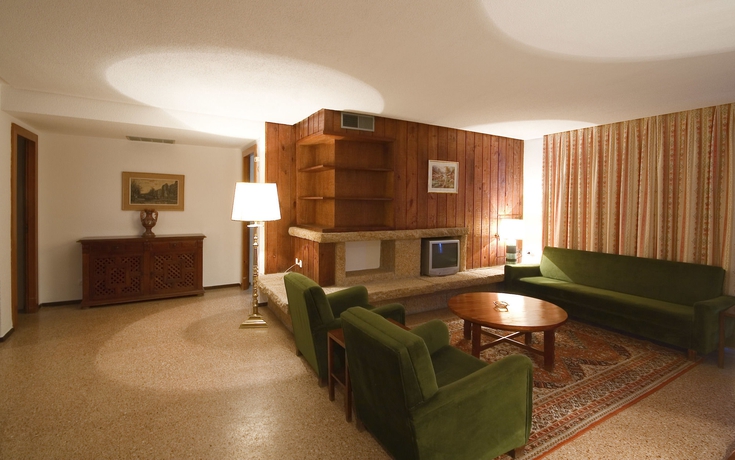 Imagen de los interiores del Apartamentos La Nogalera. Foto 9