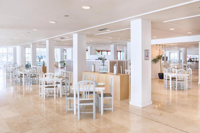 Imagen del bar/restaurante del Apartamentos La Palma Affiliated by Meliá. Foto 9