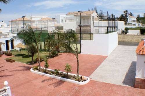 Imagen general del Apartamentos La Palmera, Conil de la Frontera. Foto 2
