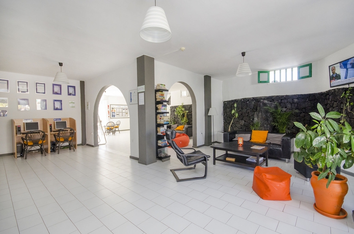 Imagen de los interiores del Apartamentos La Peñita. Foto 11